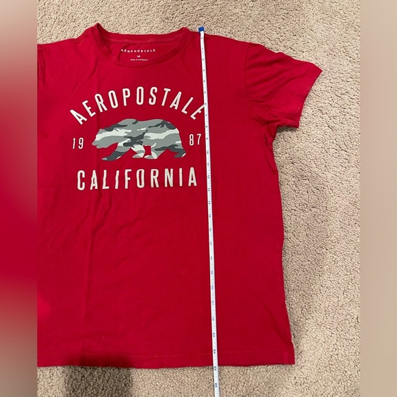 Men's AEROPOSTALE Red Camo Bear Graphic Tee - Picture 4 of 11